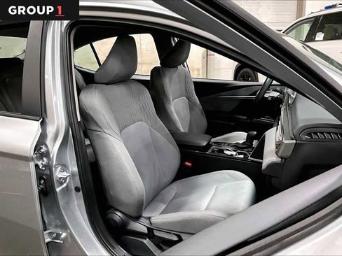 Certified 2025 Toyota Camry LE AWD/4WD image 9