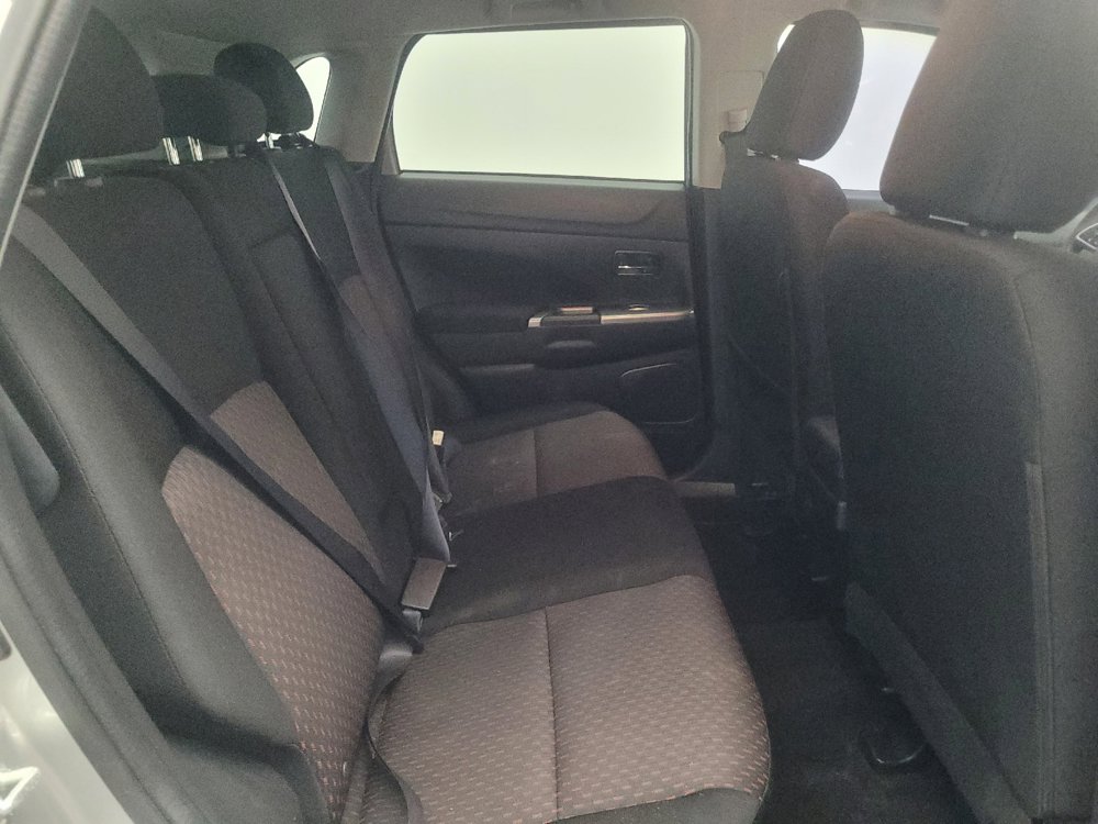 Used 2019 Mitsubishi Outlander Sport LE FWD image 19