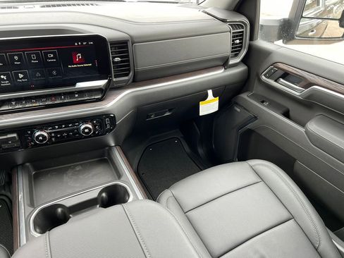 New 2026 GMC Sierra 2500 SLT w/ SLT Premium Package image 45