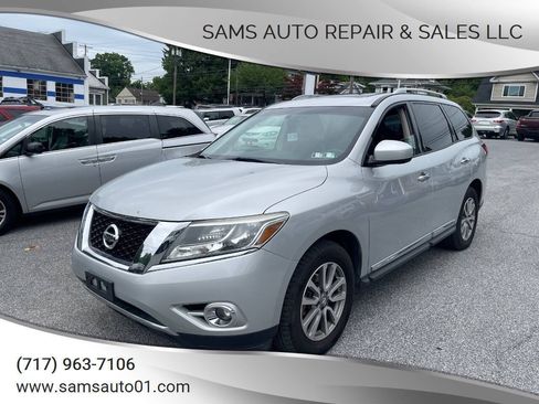 Used 2016 Nissan Pathfinder SL w/ SL Premium Package AWD/4WD image 1