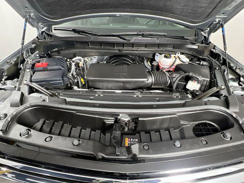 Used 2025 Chevrolet Tahoe LT image 31