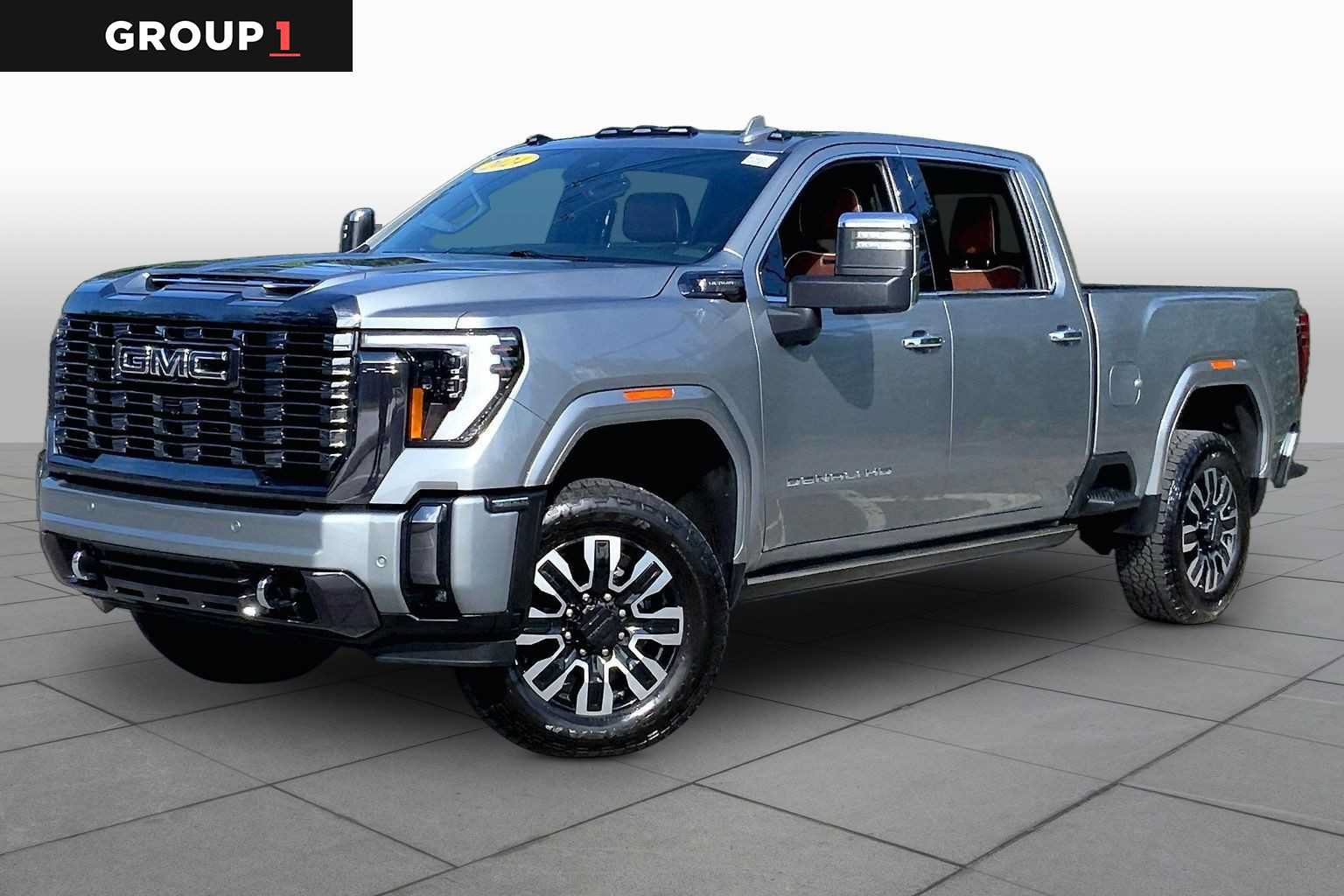 Used 2024 GMC Sierra 2500 Denali Ultimate w/ Max Trailering Package AWD/4WD image 1