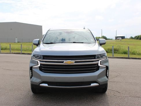 Used 2024 Chevrolet Tahoe LT RWD image 4