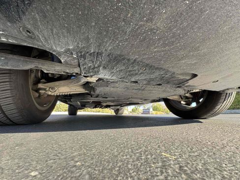 Used 2020 Land Rover Range Rover Velar R-Dynamic S image 11