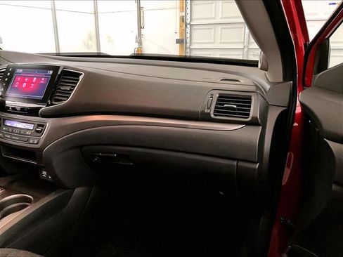 Used 2021 Honda Ridgeline Sport image 15