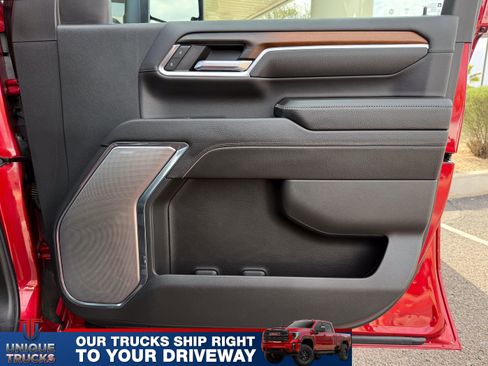 Used 2024 GMC Sierra 2500 Denali w/ Technology Package image 29