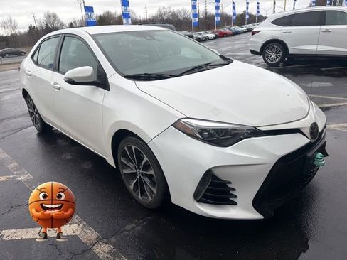 Used 2017 Toyota Corolla SE w/ Carpet Mat Package (TMS) image 1