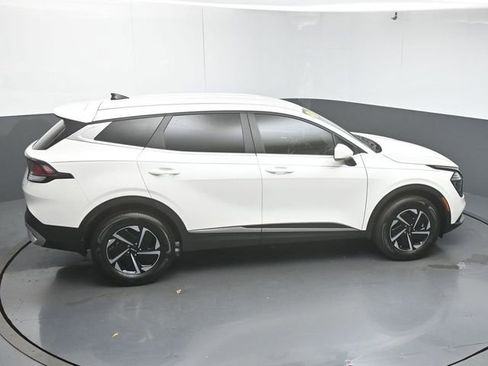 Used 2025 Kia Sportage LX AWD/4WD image 48