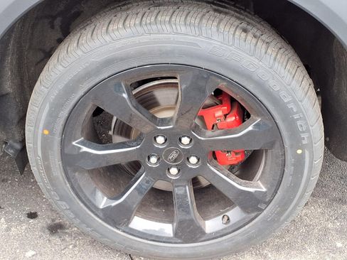 Used 2022 Ford Explorer ST w/ Equipment Group 401A image 8