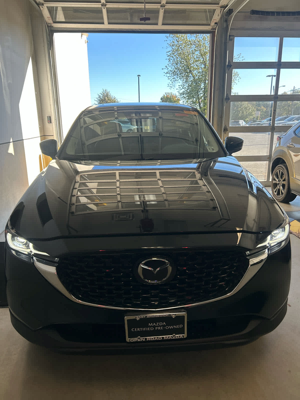 Used 2023 MAZDA CX-5 AWD 2.5 S w/ Premium Package image 2