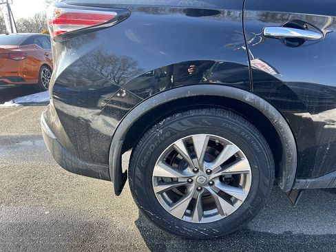 Used 2018 Nissan Murano S image 13