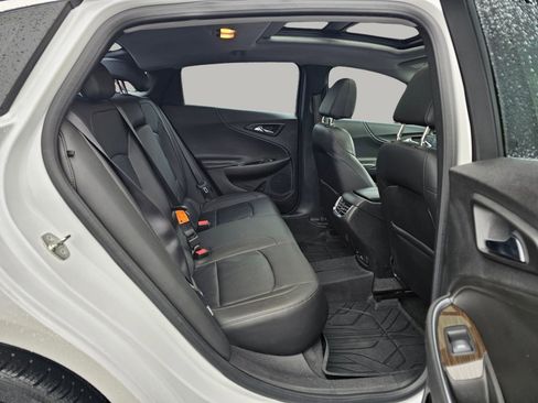 Used 2017 Chevrolet Malibu Premier w/ Premier Sun and Wheel Package image 25