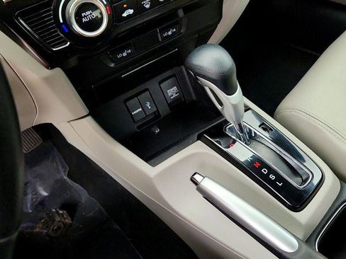 Used 2015 Honda Civic EX-L image 17