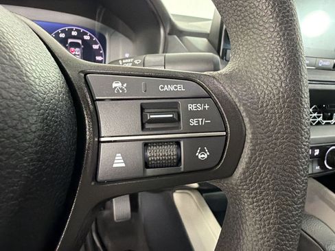Used 2025 Honda Accord LX image 31