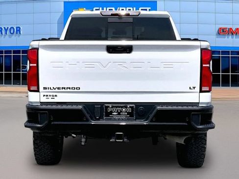 Used 2025 Chevrolet Silverado 2500 LT w/ Trail Boss Package AWD/4WD image 6