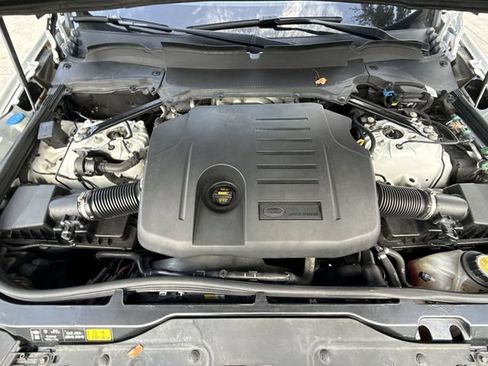 Used 2022 Land Rover Discovery S R-Dynamic AWD/4WD image 28