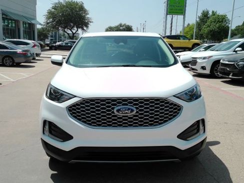 Used 2023 Ford Edge SEL w/ Convenience Package AWD/4WD image 2