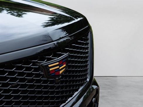 Used 2025 Cadillac Escalade ESV V AWD/4WD image 52