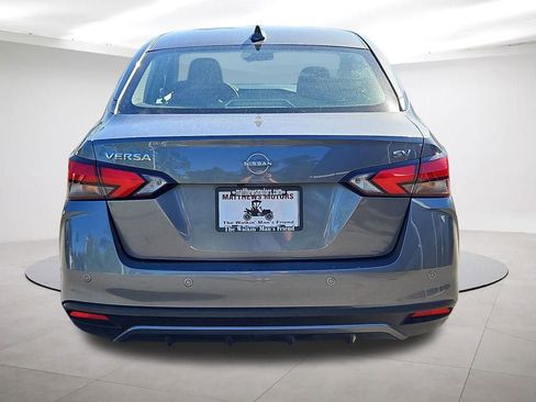 Used 2023 Nissan Versa SV image 6