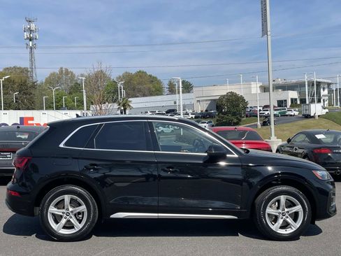 Certified 2023 Audi Q5 2.0T Premium w/ Convenience Package image 8