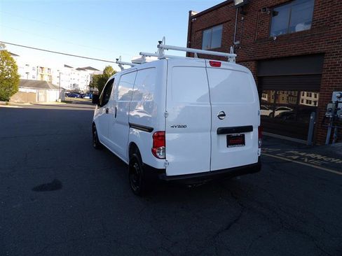 Used 2019 Nissan NV200 S image 5