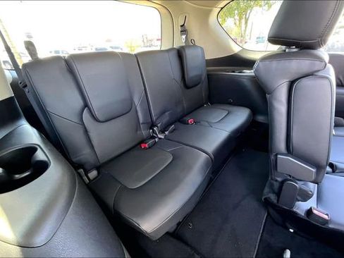 Certified 2024 Nissan Armada SV w/ Cargo Package AWD/4WD image 32