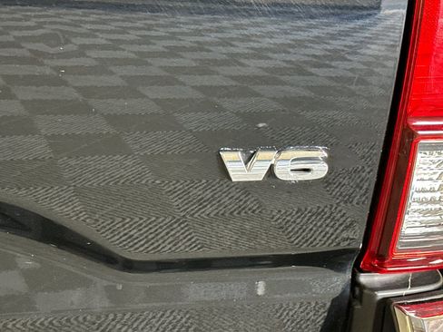 Used 2019 Toyota Tacoma SR5 image 46