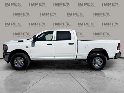 Used 2023 RAM 2500 Tradesman w/ Chrome Appearance Group image 2