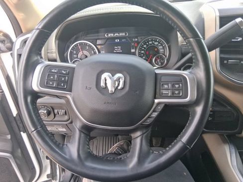 Used 2022 RAM 2500 Laramie AWD/4WD image 13
