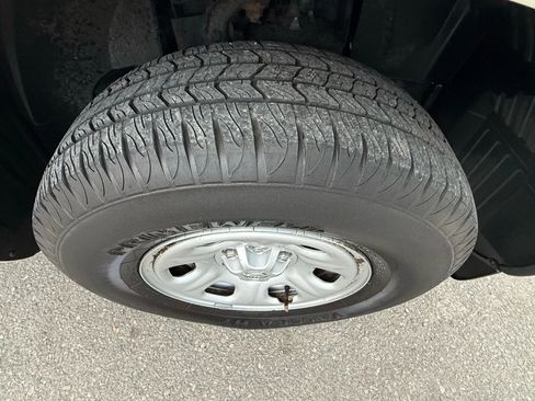 Used 2018 Nissan Frontier S image 27