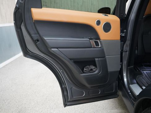 Used 2019 Land Rover Range Rover Sport Supercharged image 35