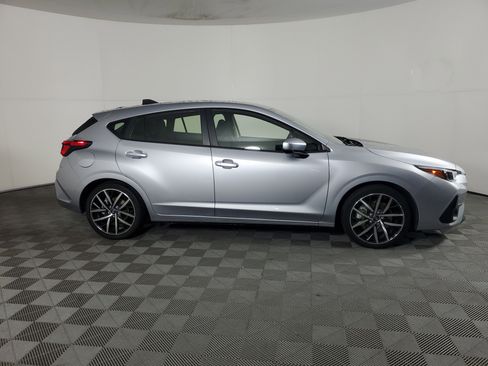 Used 2024 Subaru Impreza 2.0i Sport image 3