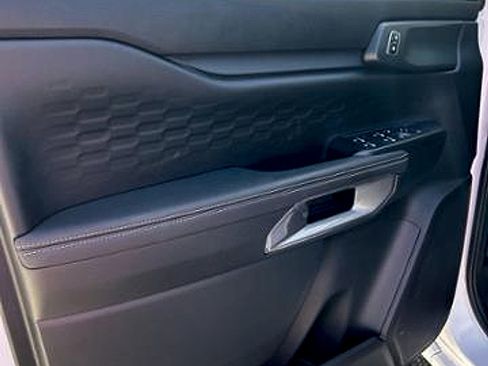 Used 2024 Ford Ranger XLT w/ FX4 Off-Road Package image 13