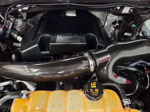 Used 2018 Ford F150 Platinum w/ Equipment Group 701A Luxury image 95