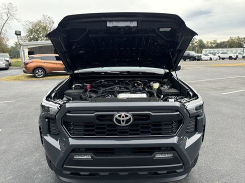 New 2024 Toyota Tacoma 4x4 Double Cab image 37