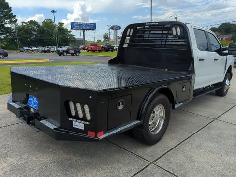 Used 2023 Ford F350 XL AWD/4WD image 7