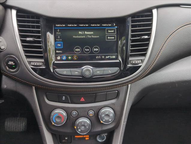 Used 2019 Chevrolet Trax LT w/ LT Convenience Package FWD image 16