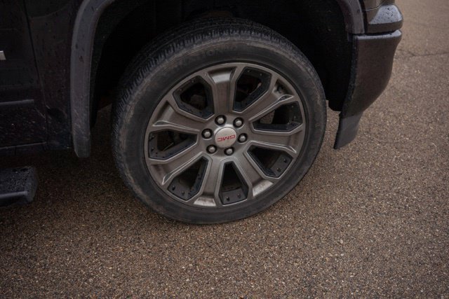 Used 2017 GMC Sierra 1500 Denali AWD/4WD image 9
