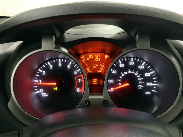 Used 2013 Nissan Juke SL AWD/4WD image 30