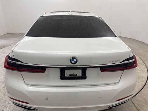 Used 2020 BMW 740i w/ Cold Weather Package RWD image 25