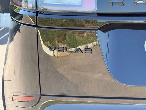Certified 2026 Land Rover Range Rover Velar Dynamic SE AWD/4WD image 36