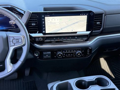 New 2026 Chevrolet Silverado 1500 LT image 15