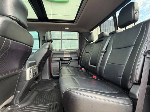 Used 2017 Ford F250 Lariat w/ Lariat Ultimate Package AWD/4WD image 10