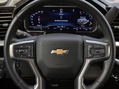 Used 2025 Chevrolet Silverado 2500 LT w/ Convenience Package AWD/4WD image 19