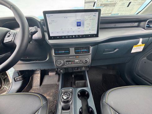 New 2025 Ford Maverick Lobo image 20