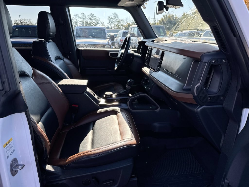 Used 2024 Ford Bronco Outer Banks AWD/4WD image 23