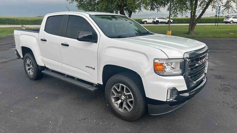 Used 2022 GMC Canyon AT4 w/ Trailering Package AWD/4WD image 3