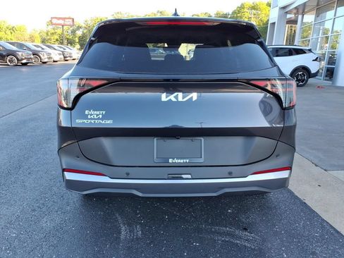New 2026 Kia Sportage EX FWD image 5
