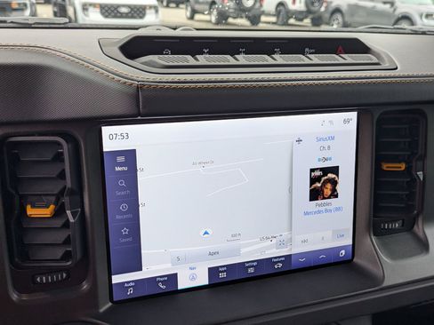 Used 2024 Ford Bronco Badlands AWD/4WD image 24