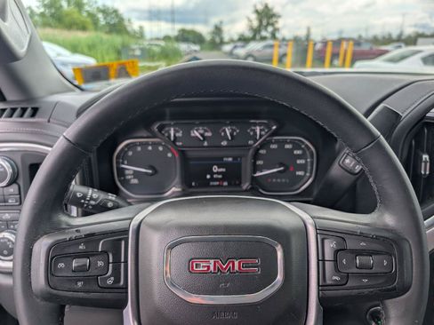 Used 2020 GMC Sierra 1500 SLE w/ SLE Value Package AWD/4WD image 10